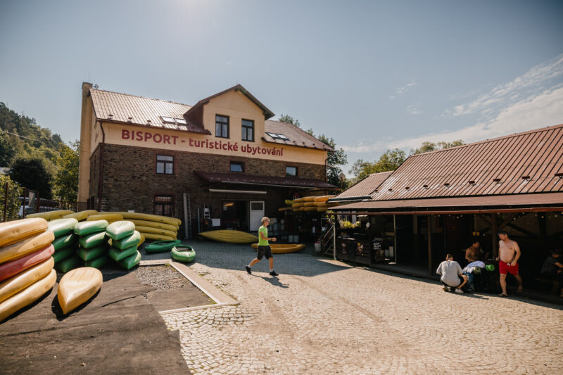 půjcovna lodí bisport kácov sázava